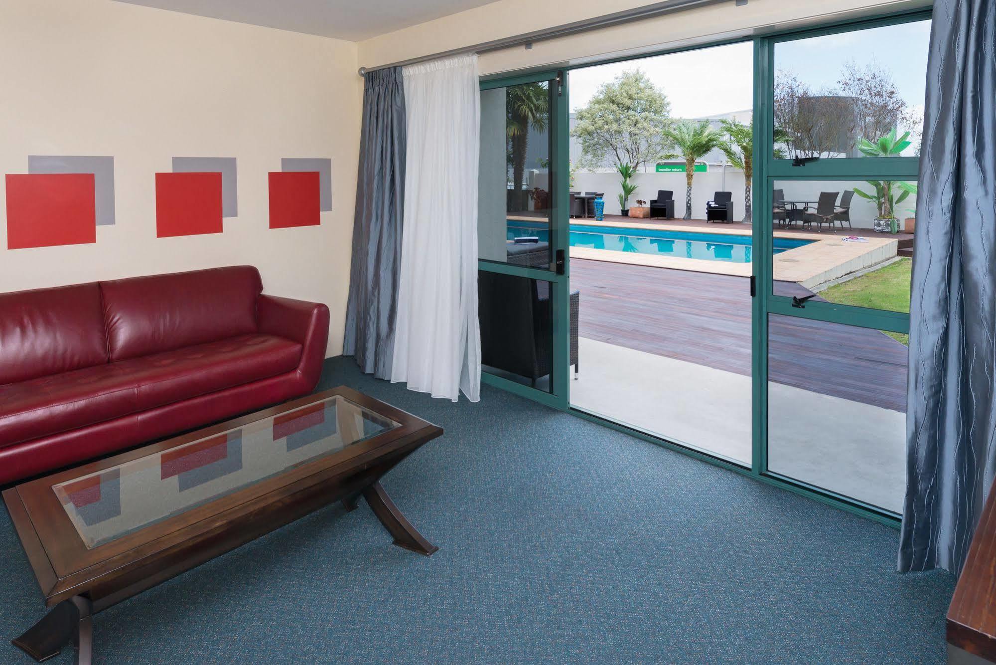 Te Tiriti Motel Paihia Kültér fotó